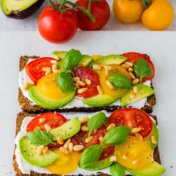 Avocado + Heirloom Tomato Toast Recipe